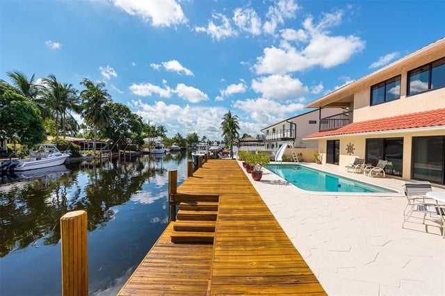3 of 59 - 370 Se 13th Ave, Pompano Beach, FL