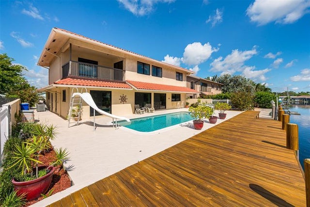 5 of 59 - 370 Se 13th Ave, Pompano Beach, FL