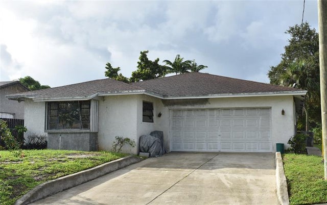 2 of 2 - 3001 Nw 8th Pl, Fort Lauderdale, FL