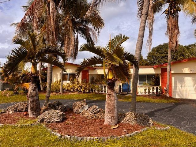1 of 12 - 1951 Nw 36th St, Oakland Park, FL