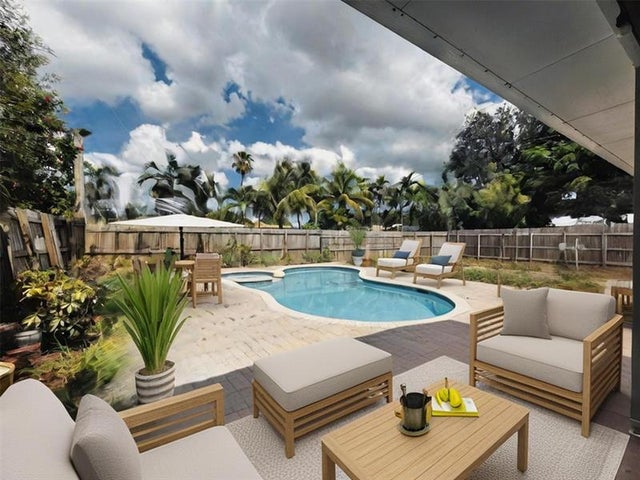1 of 32 - 2004 N 40th Ave, Hollywood, FL