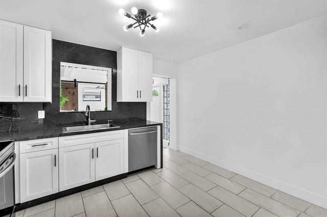 5 of 33 - 6630 Cody St, Hollywood, FL