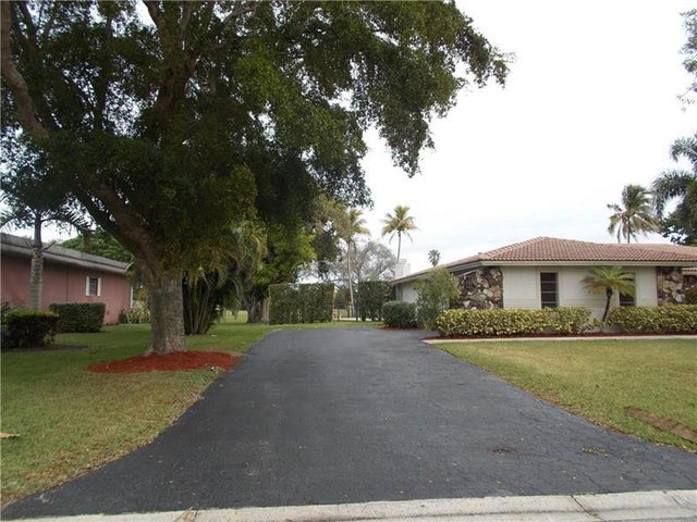 3 of 20 - 11051 Nw 24th St, Coral Springs, FL