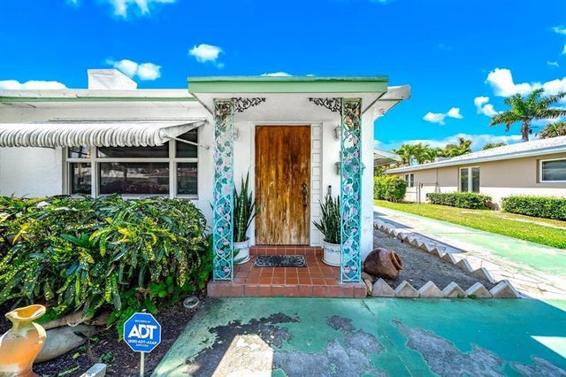 2 of 59 - 348 Alhambra Pl, West Palm Beach, FL