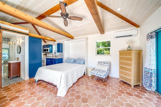 4 of 59 - 348 Alhambra Pl, West Palm Beach, FL