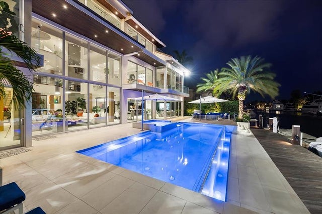 2 of 68 - 14 N Isla Bahia Dr, Fort Lauderdale, FL