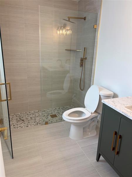 5 of 14 - 5801 W Commerical Blvd, Tamarac, FL
