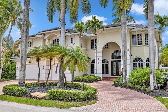 5 of 70 - 30 Fiesta Way, Fort Lauderdale, FL