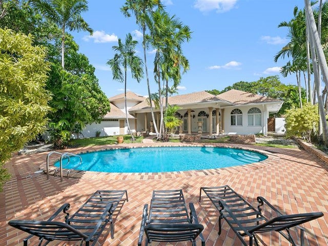 4 of 17 - 401 Se 26th Ave, Fort Lauderdale, FL
