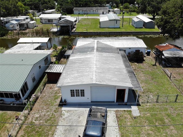 2 of 30 - 1096 8th St, Okeechobee, FL