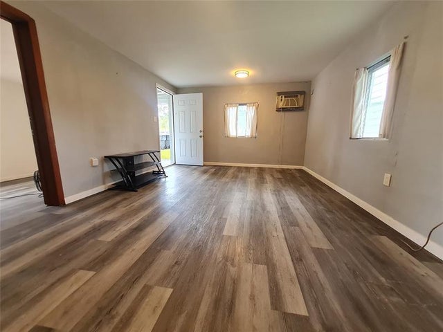 3 of 16 - 6141 Garfield, Hollywood, FL