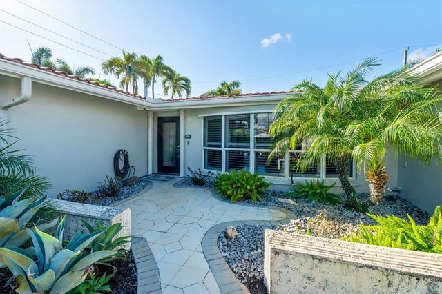 4 of 40 - 2166 Ne 57th St, Fort Lauderdale, FL