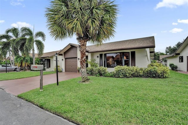 3 of 40 - 1570 Sw 22nd Way, Deerfield Beach, FL