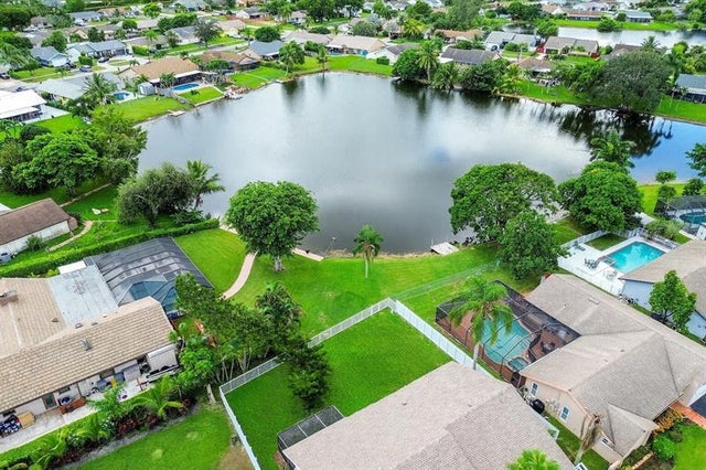 5 of 40 - 9477 Burlington Pl, Boca Raton, FL
