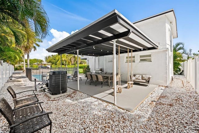 2 of 29 - 311 Se 3rd Ave, Delray Beach, FL
