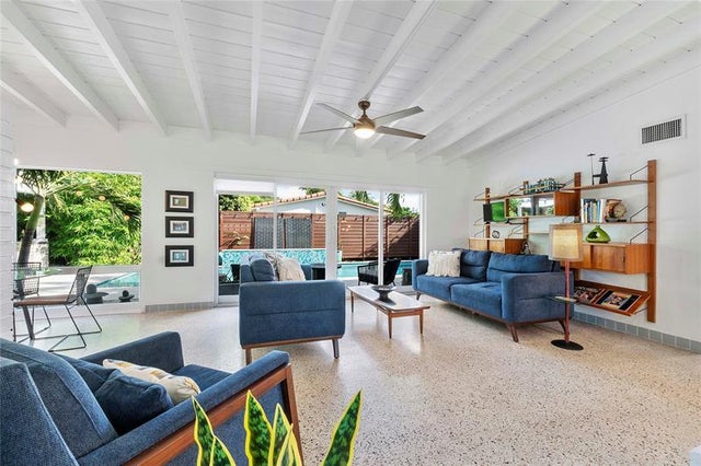 4 of 68 - 2617 Ne 10th Ter, Wilton Manors, FL