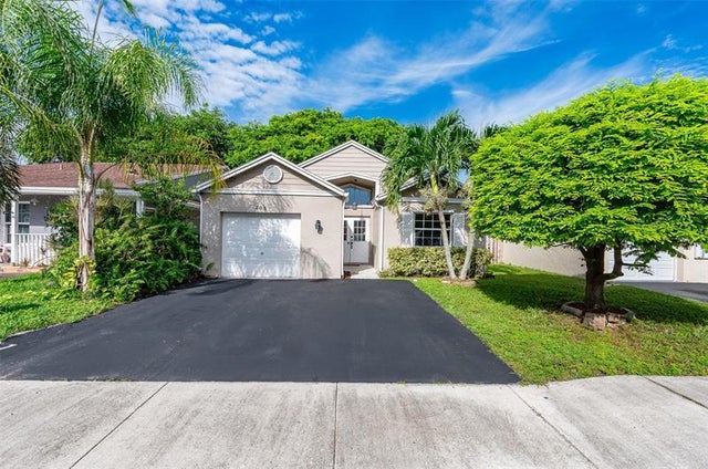 3 of 54 - 205 Sw 159th Way, Sunrise, FL