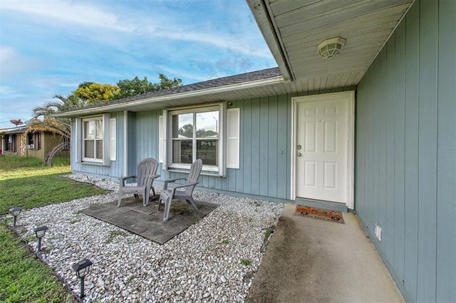 2 of 49 - 2046 15th Ave Sw, Vero Beach, FL
