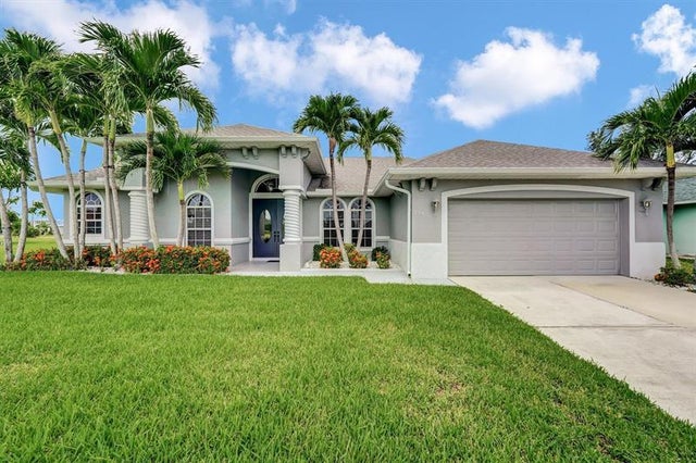 126 Sw 39th Pl, Cape Coral