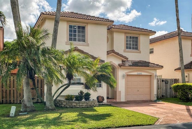 1 of 41 - 14163 Sw 150th Ave, Miami, FL
