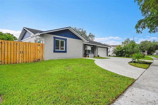 4 of 53 - 5615 Sw 118th Ave, Cooper City, FL