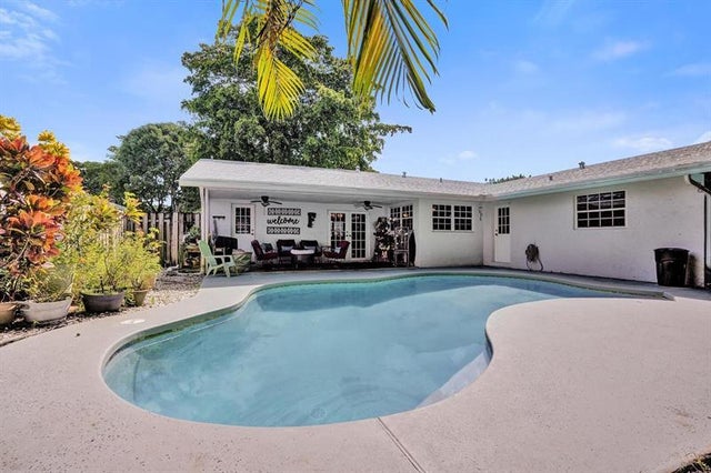 2 of 63 - 601 Nw 76th Ter, Plantation, FL