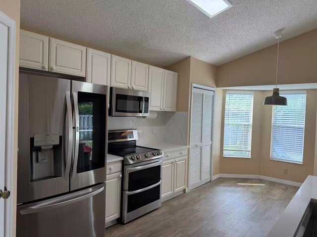 2 of 15 - 13310 Greenshore Pl, Wellington, FL