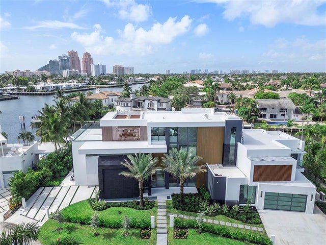 2 of 87 - 2880 Ne 28th St, Fort Lauderdale, FL