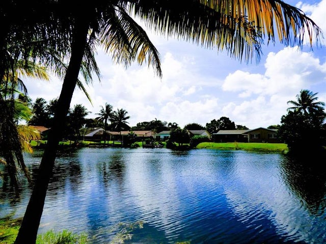 1 of 48 - 10402 Nw 5th Mnr, Plantation, FL