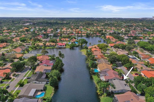 4 of 70 - 10402 Nw 5th Mnr, Plantation, FL