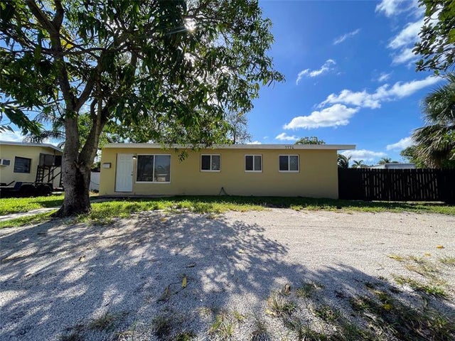 1 of 26 - 1174 Sw 30th Ave, Fort Lauderdale, FL