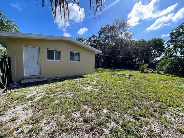 3 of 26 - 1174 Sw 30th Ave, Fort Lauderdale, FL