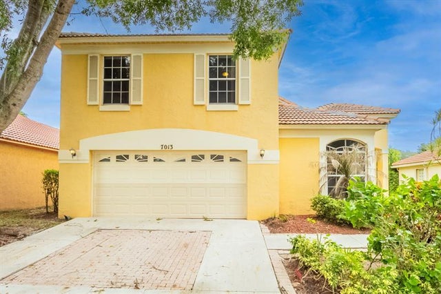 2 of 47 - 7013 Galleon Cv, Riviera Beach, FL