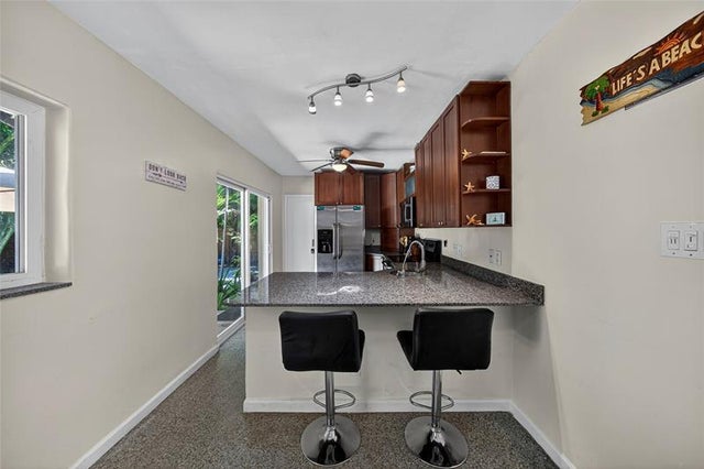 4 of 48 - 1515 Ne 14th St, Fort Lauderdale, FL