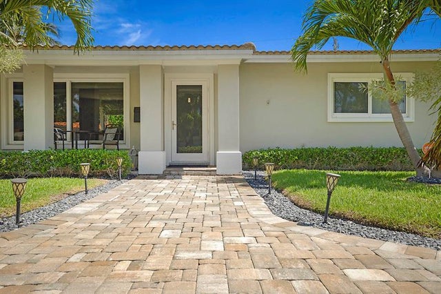 4 of 56 - 2445 Se 7th St, Pompano Beach, FL