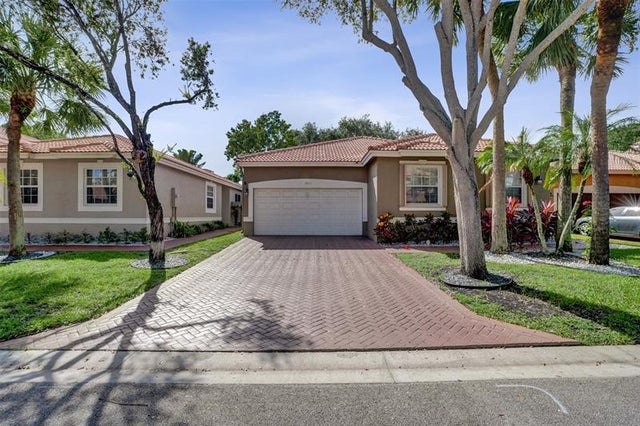 2 of 42 - 7877 Nw 62nd Ter, Parkland, FL