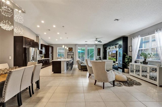 4 of 42 - 7877 Nw 62nd Ter, Parkland, FL