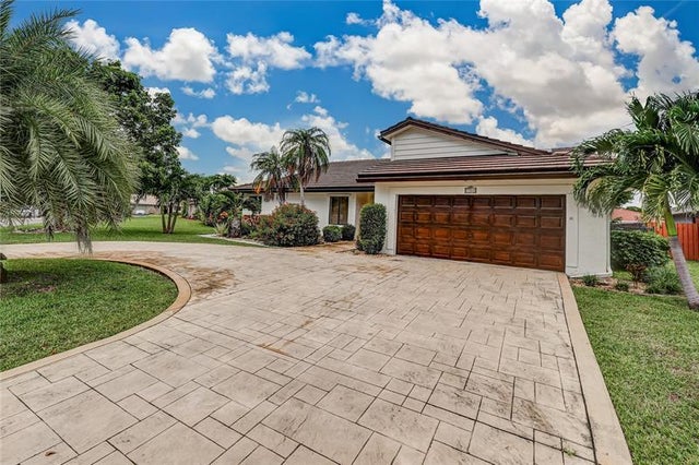 1 of 44 - 1962 Nw 110th Ln, Coral Springs, FL