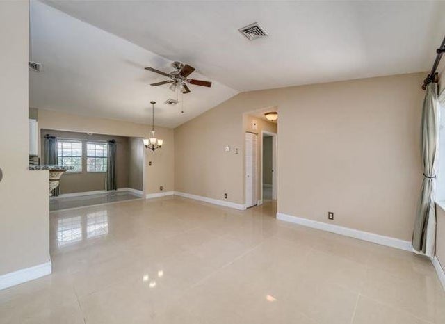 5 of 40 - 5041 Woodland Dr, Delray Beach, FL