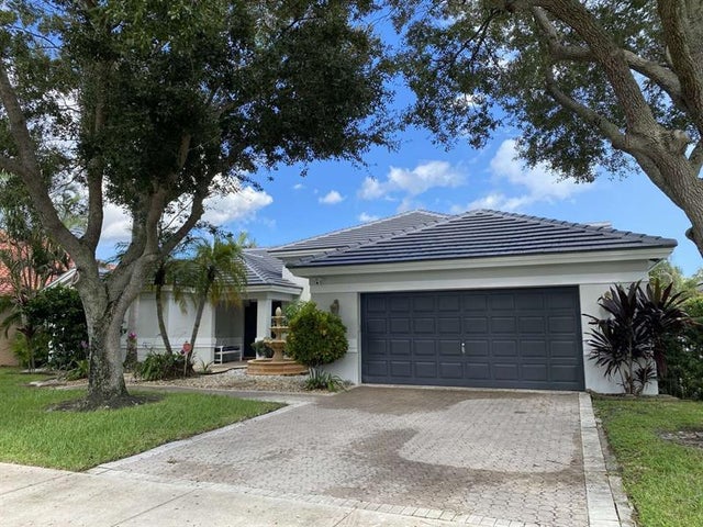 1 of 52 - 3212 Ridge Trce, Davie, FL