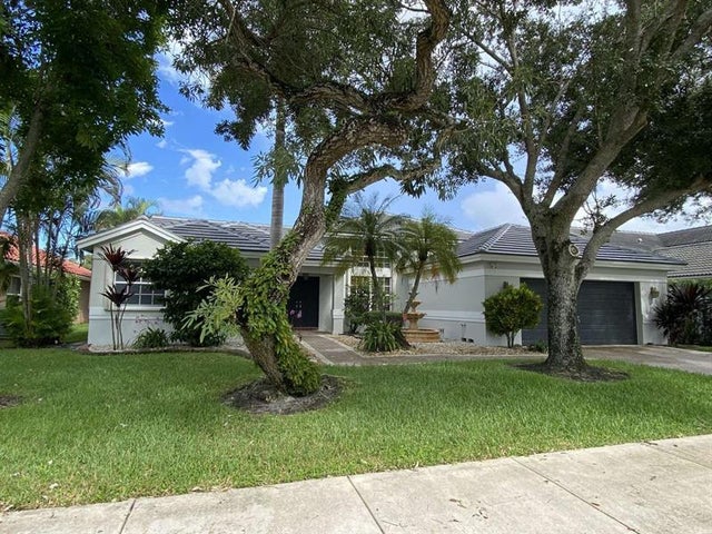 3 of 52 - 3212 Ridge Trce, Davie, FL