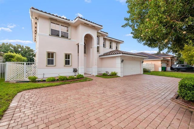 4 of 42 - 2738 Sw 137th Ter, Miramar, FL