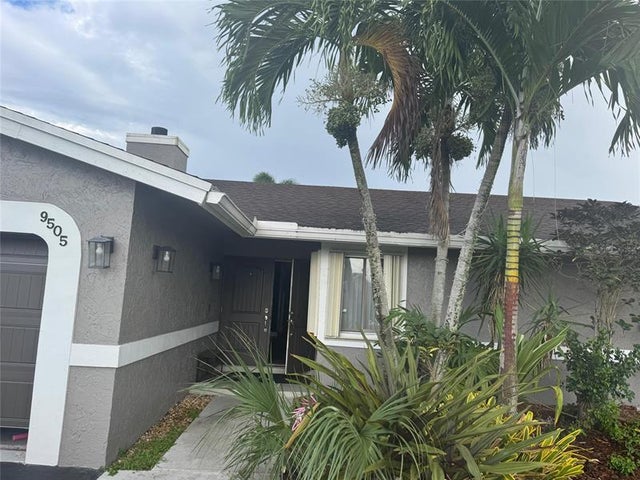 2 of 13 - 9505 Nw 46th St, Sunrise, FL