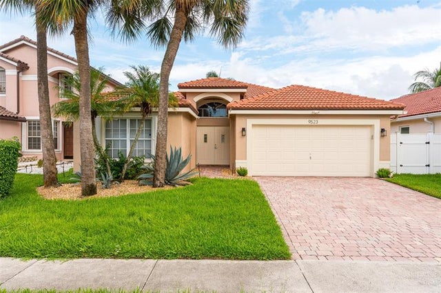 1 of 24 - 9523 Fox Trot Ln, Boca Raton, FL
