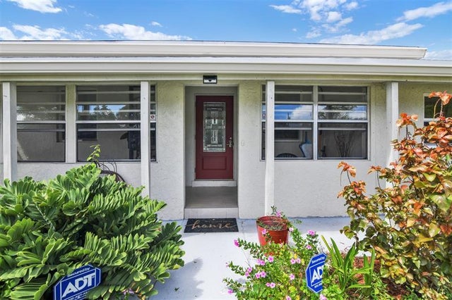 4 of 49 - 5221 Ne 16th Ave, Pompano Beach, FL