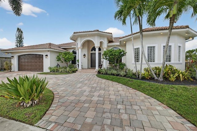3 of 40 - 7961 Nw 90th Ave, Tamarac, FL