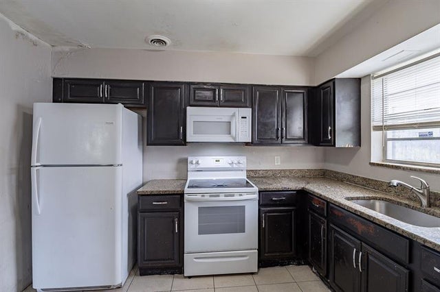 3 of 26 - 404 Nw 5th Ave, Boynton Beach, FL