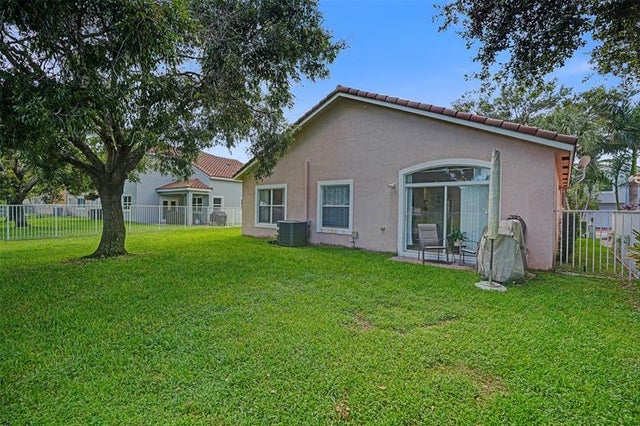 3 of 54 - 1885 Nw 74th Way, Pembroke Pines, FL