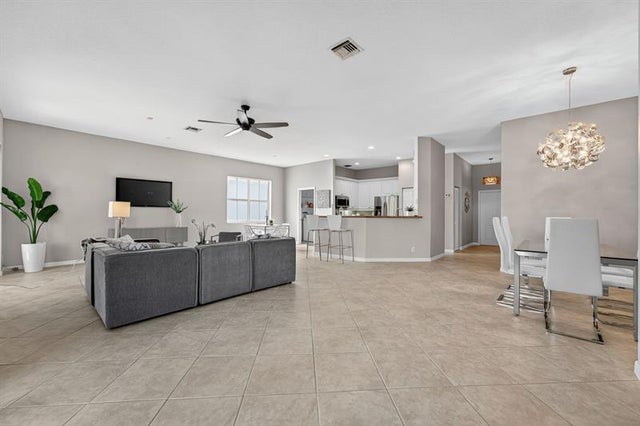 5 of 80 - 1134 Lavender Cir, Weston, FL