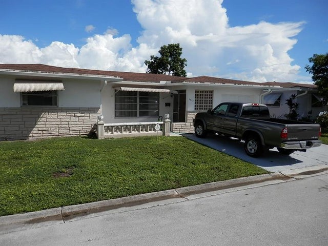 1 of 15 - 6845 Nw 9th Ct, Margate, FL
